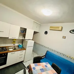  Holiday home Le Tortore